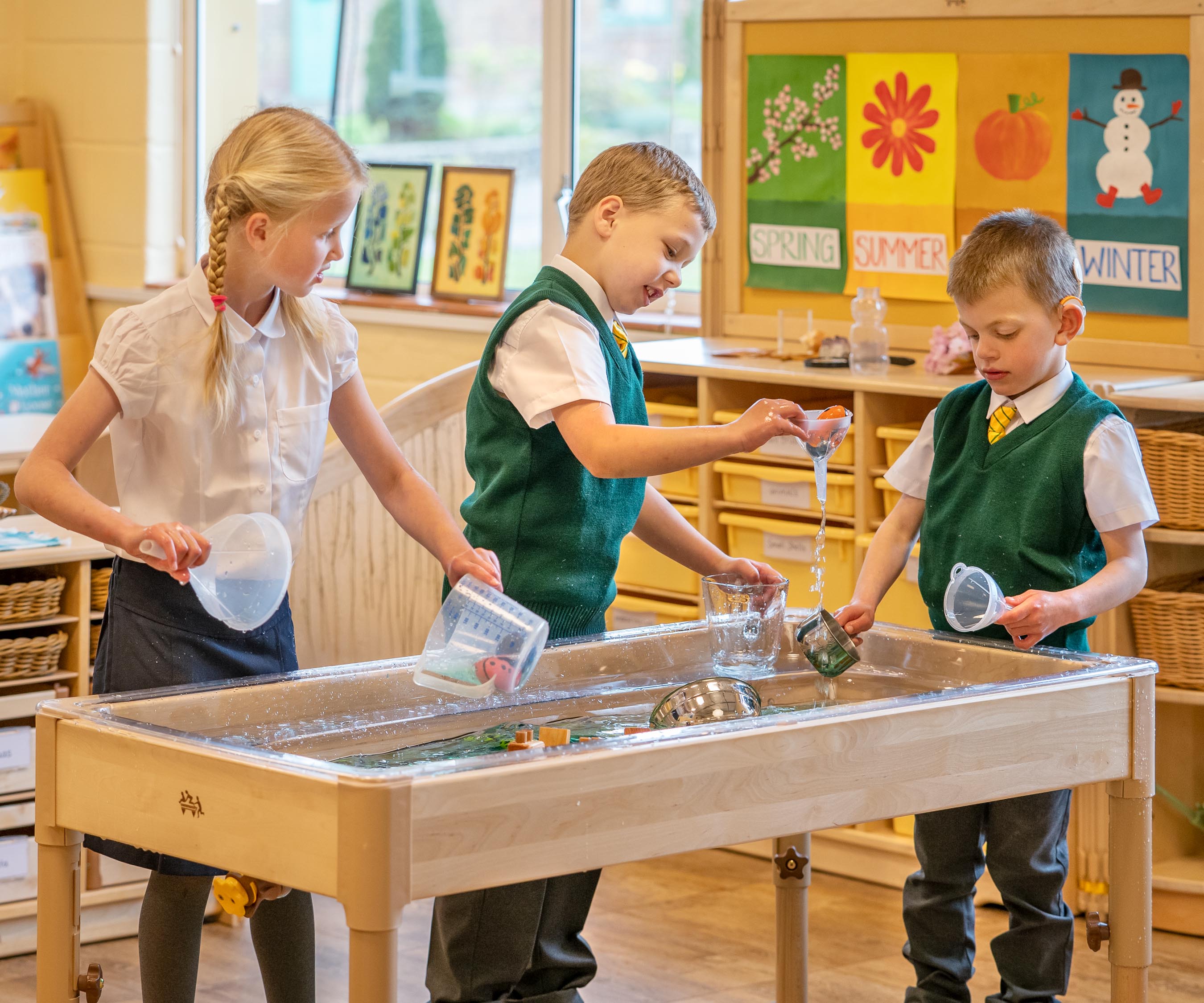 Large single sand and water table