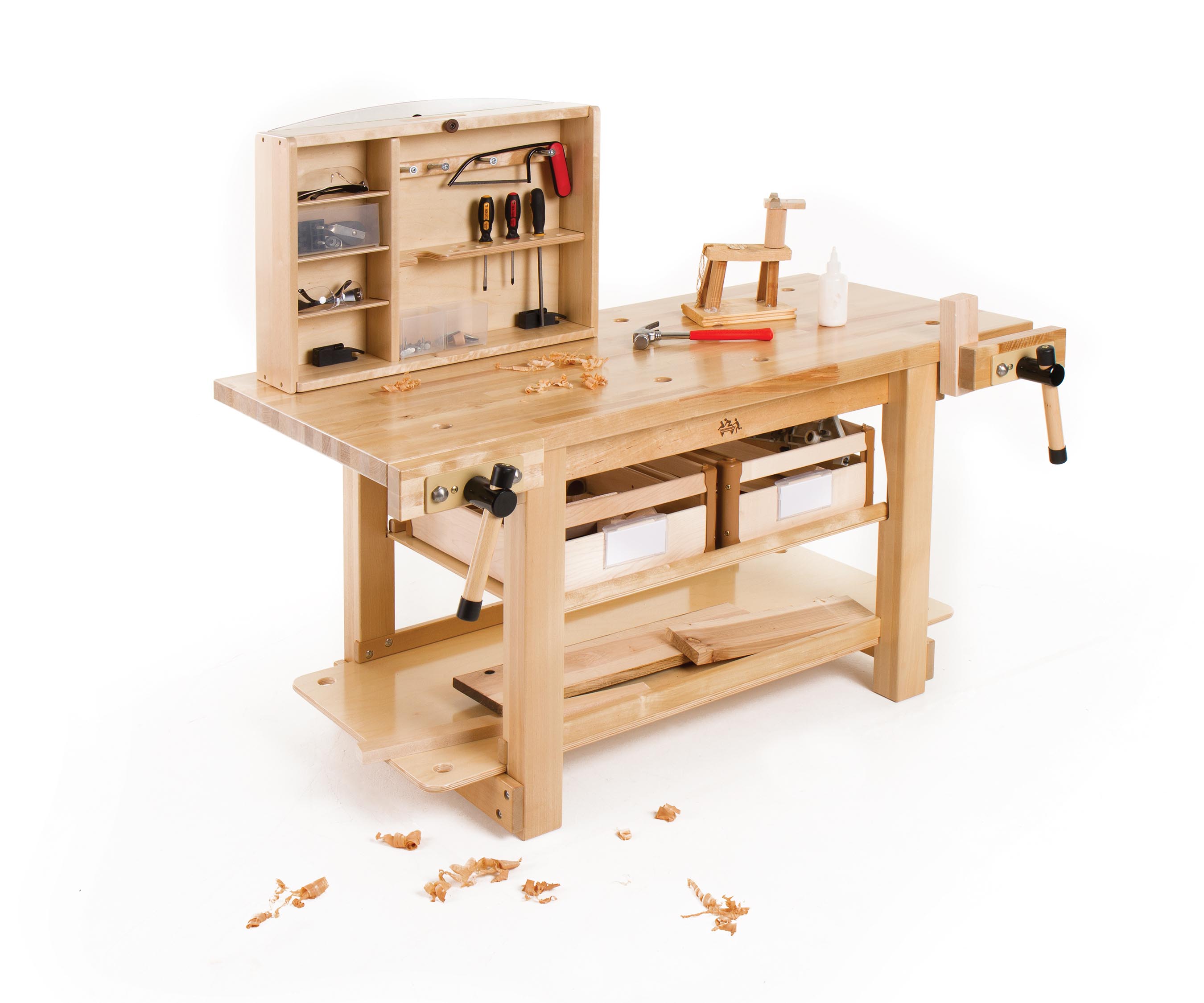 Workbench shelf