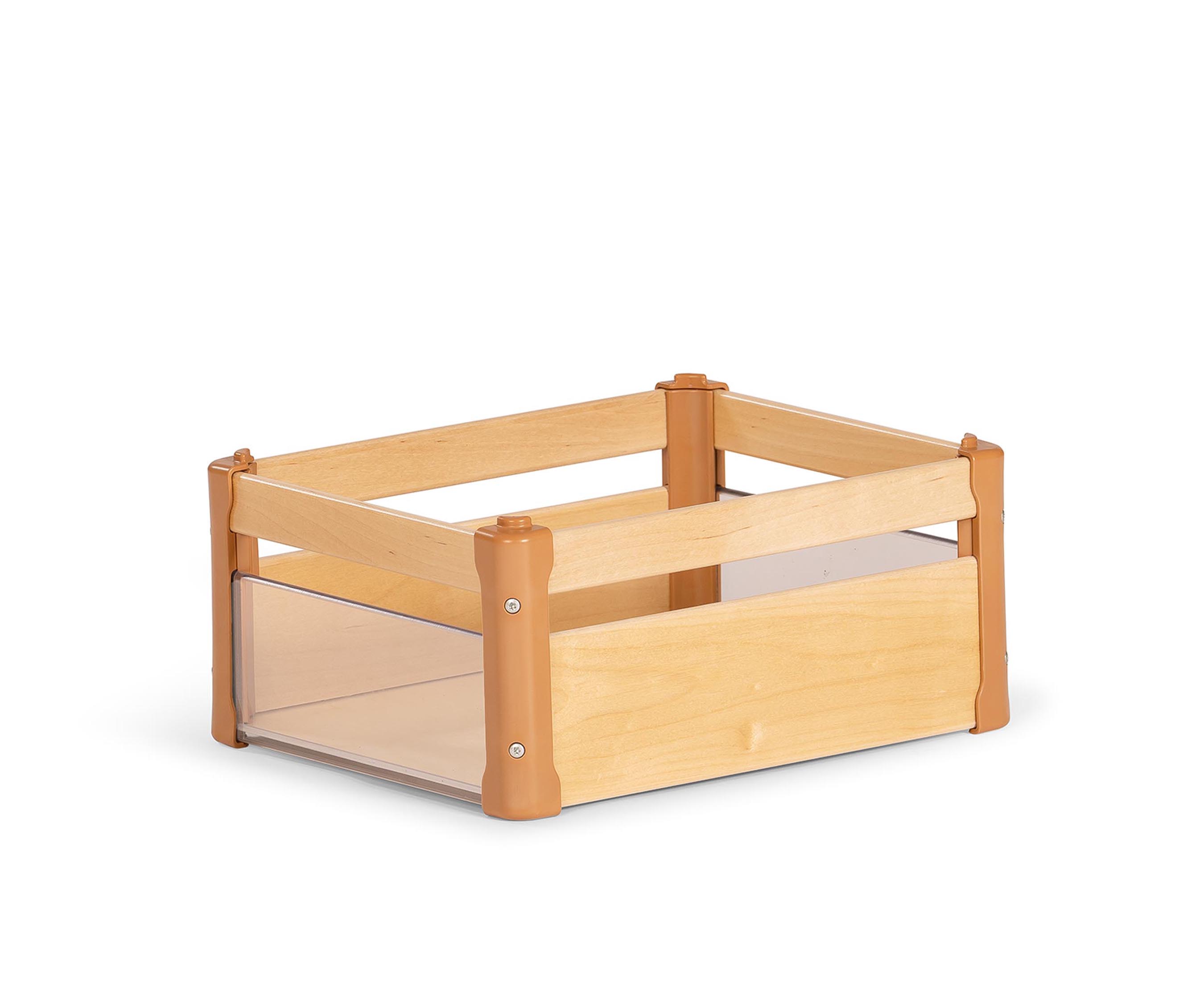 Medium clear carry crate