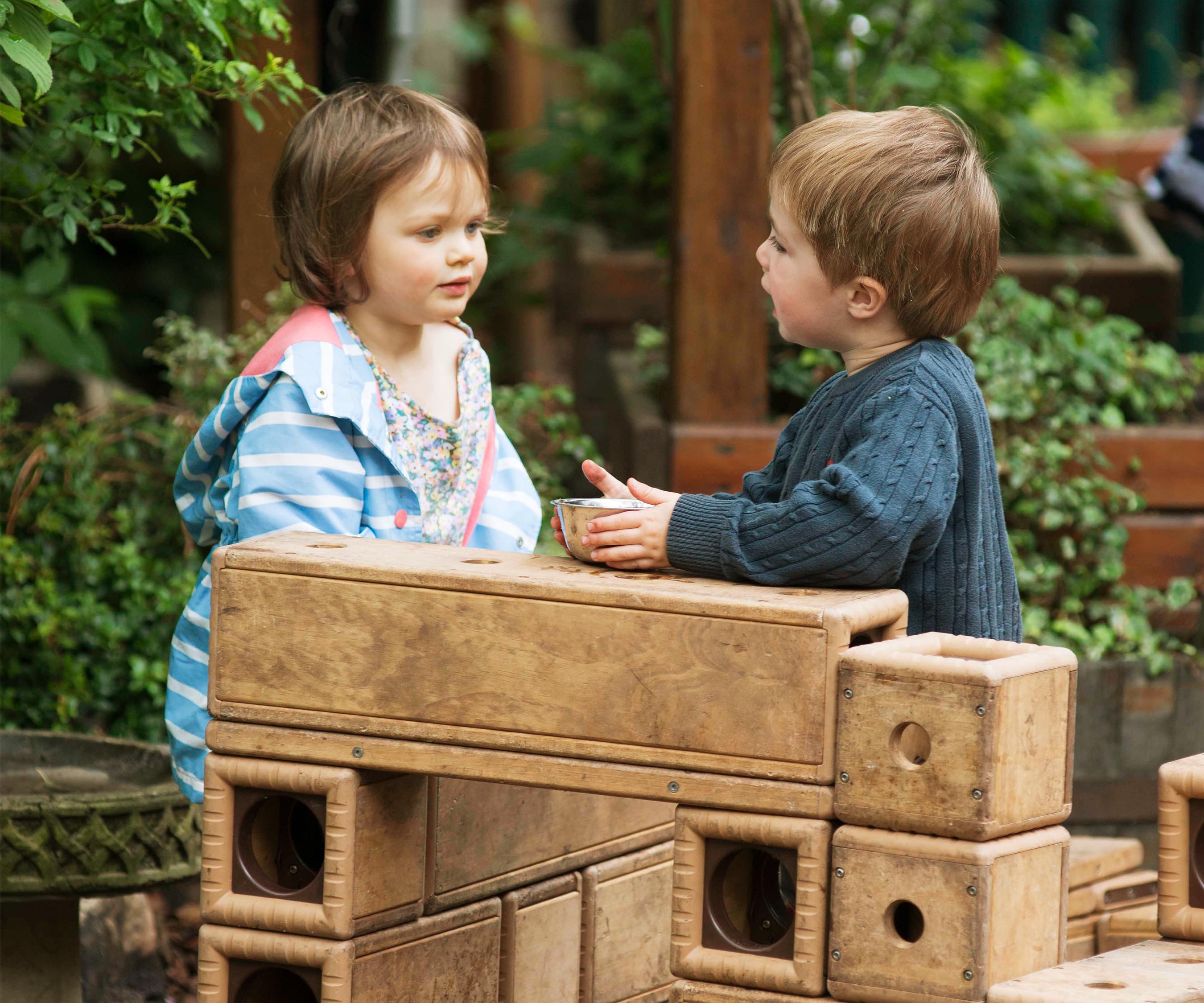 W385 Outlast nursery intro set candid