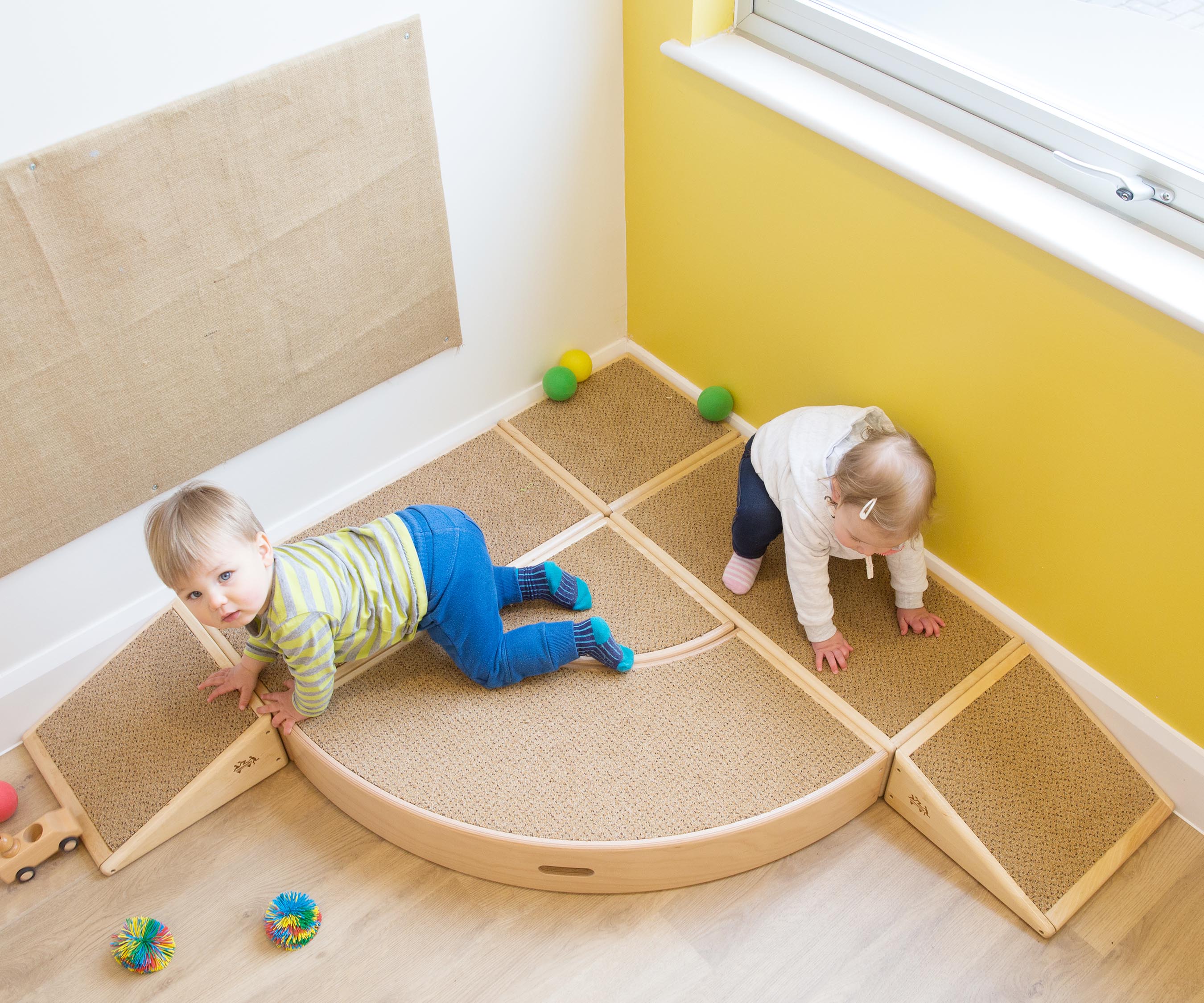 C985 Large corner stage 3