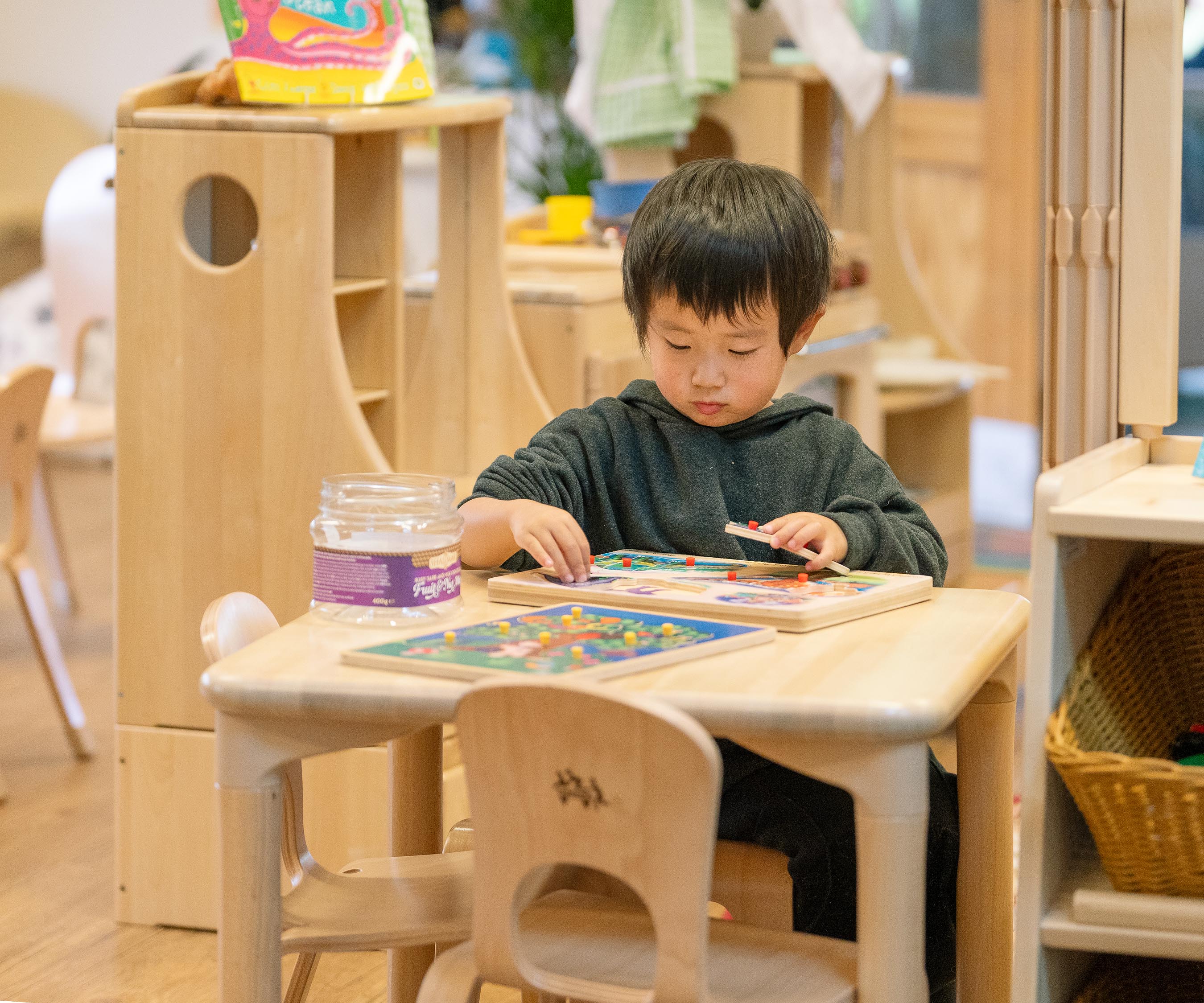 Play kitchen table and chairs top